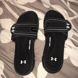 Underarmer 4D foam slides